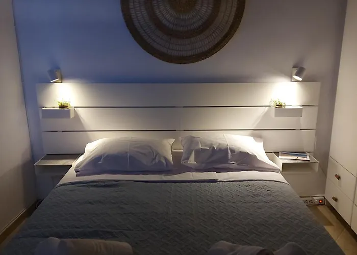 In Alto * Plaka (Milos)